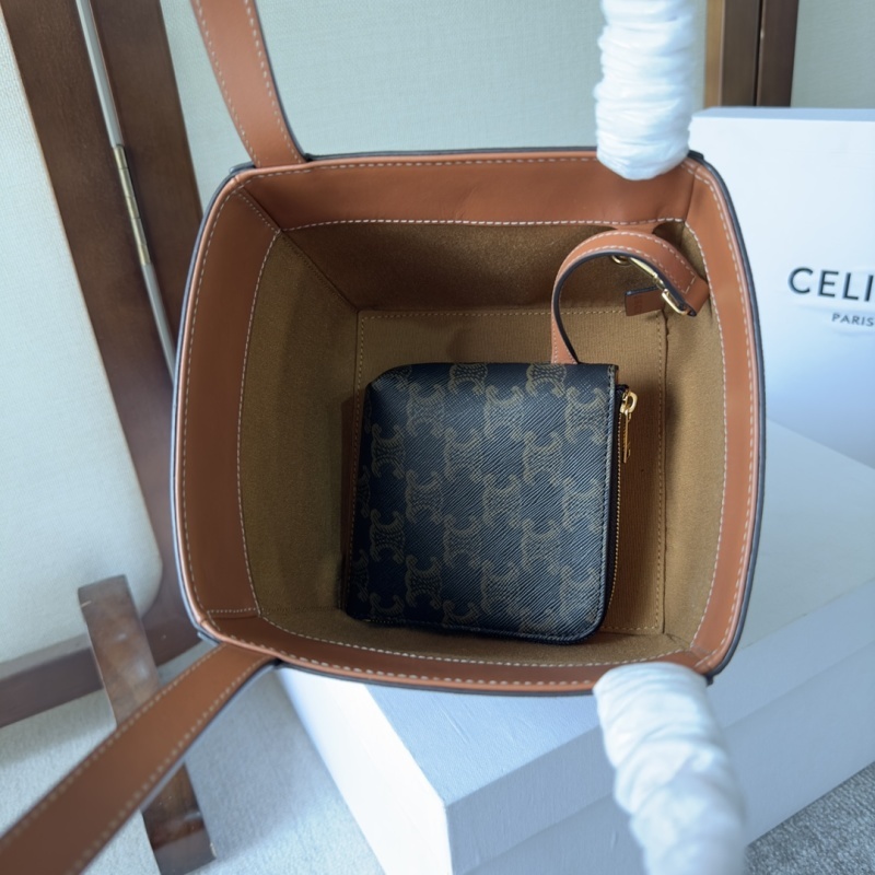 CELINE0261