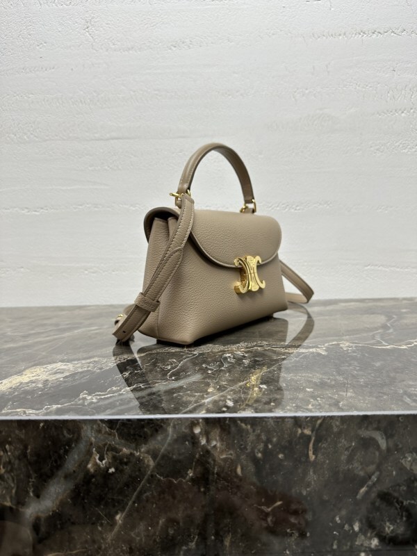 CELINE0776