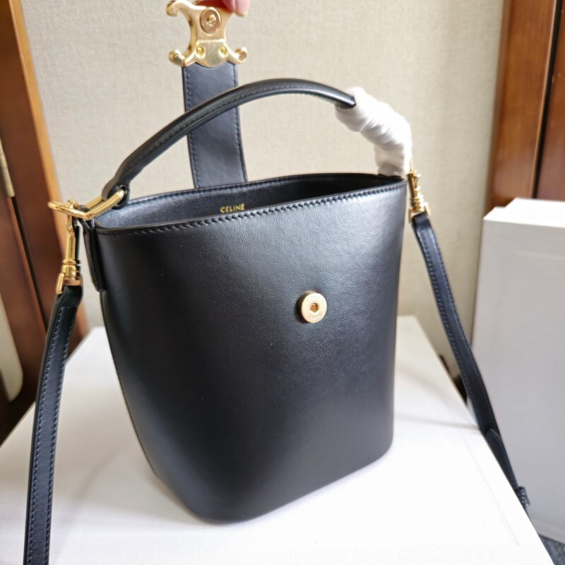 CELINE0456