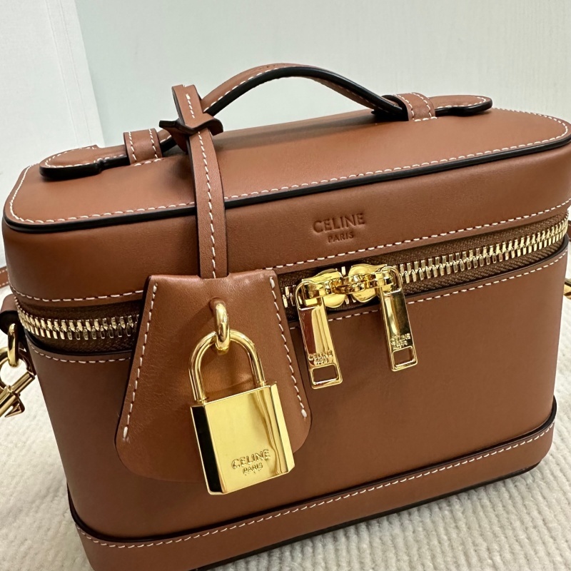 CELINE0555
