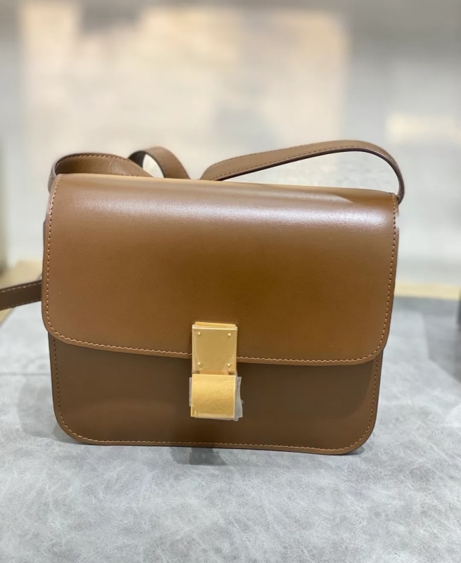CELINE0242