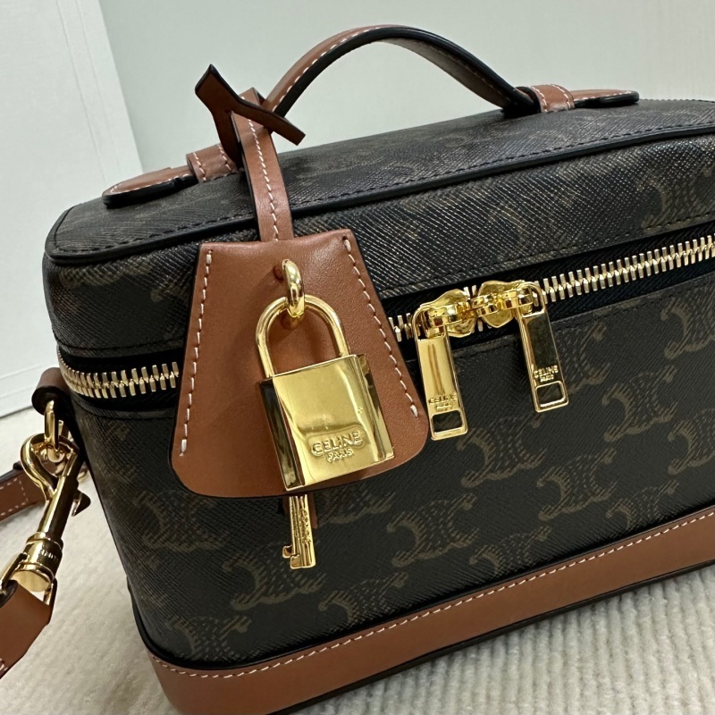 CELINE0554