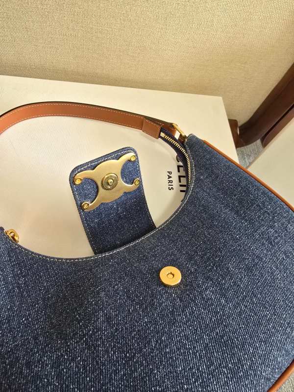 CELINE0302