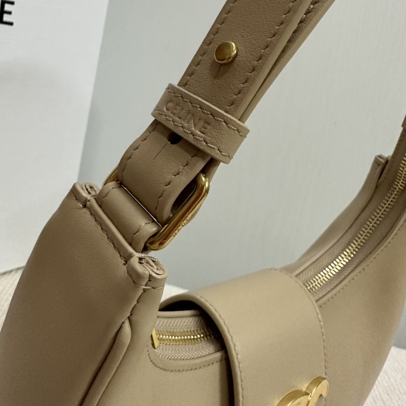 CELINE0843