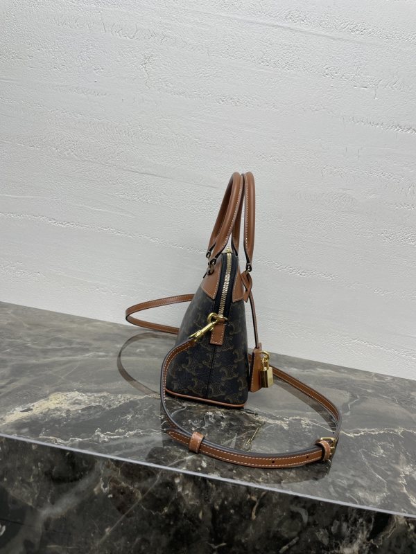 CELINE0743