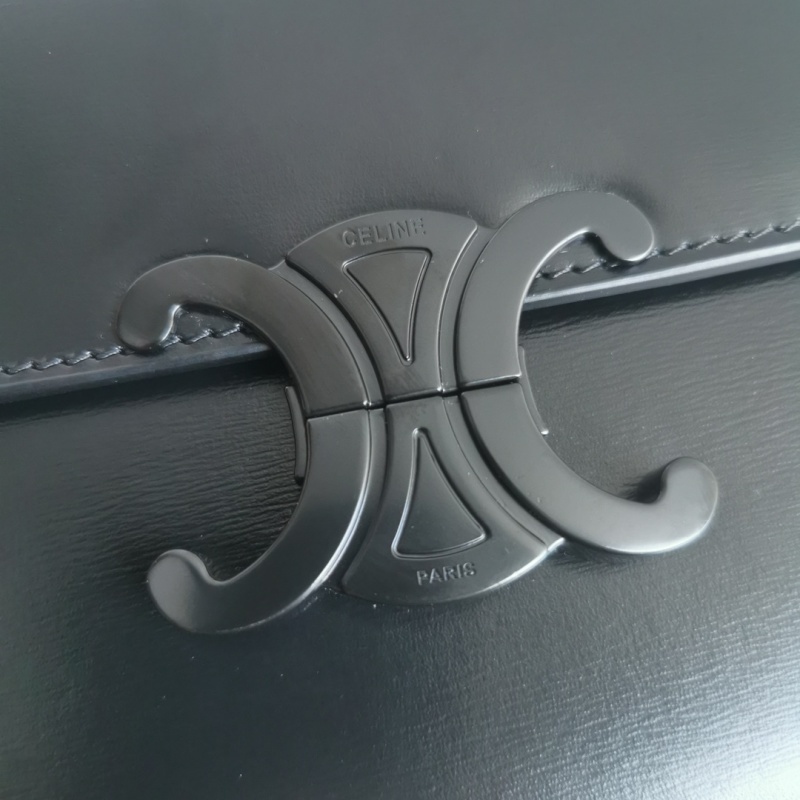 CELINE0585