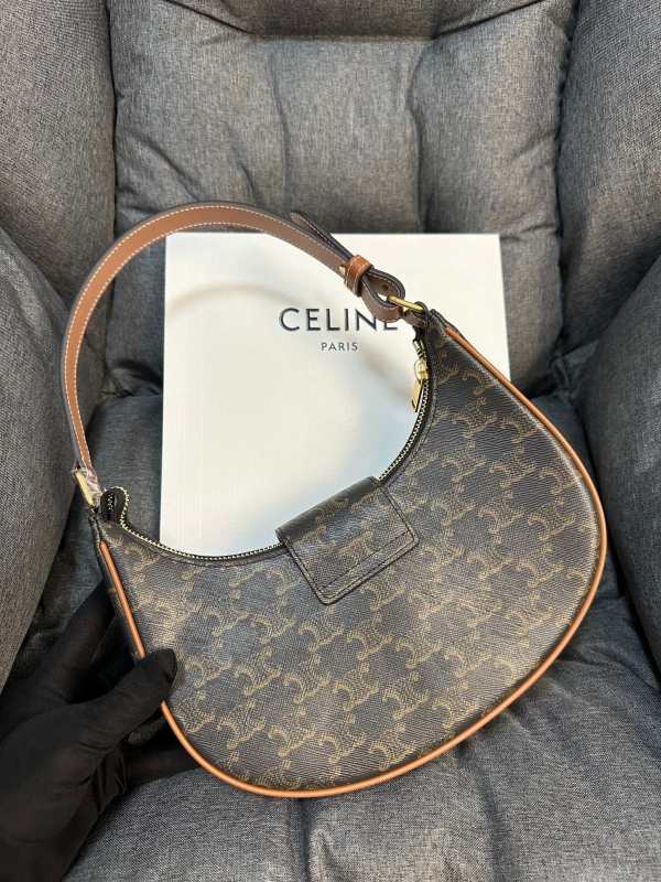 CELINE 0226