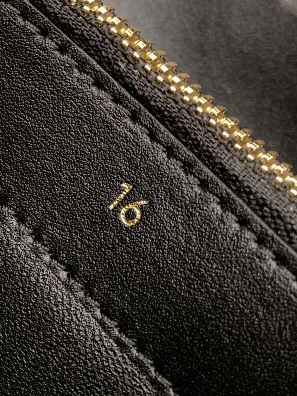 CELINE 0320