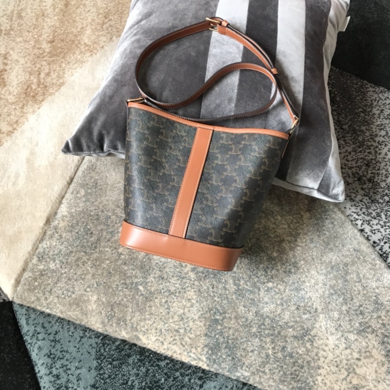 CELINE0496