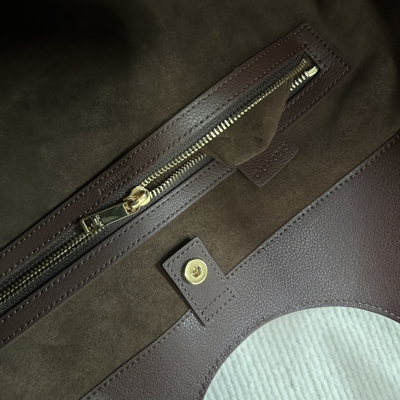 CELINE0485