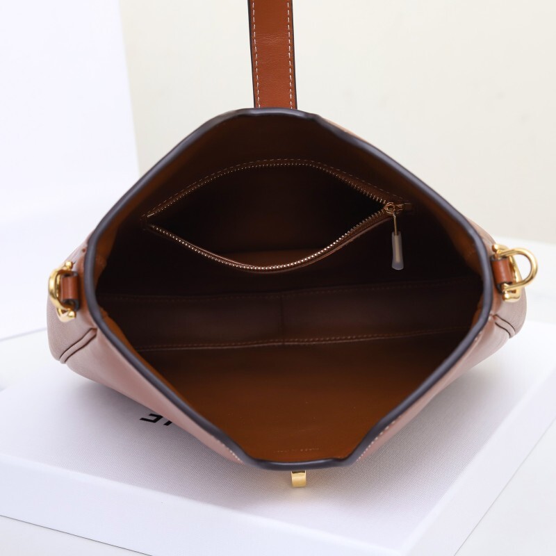 CELINE0225