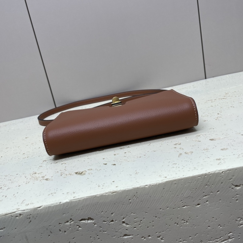 CELINE0386