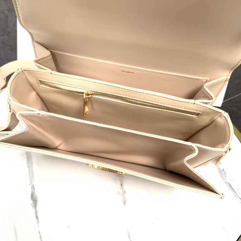 CELINE0594