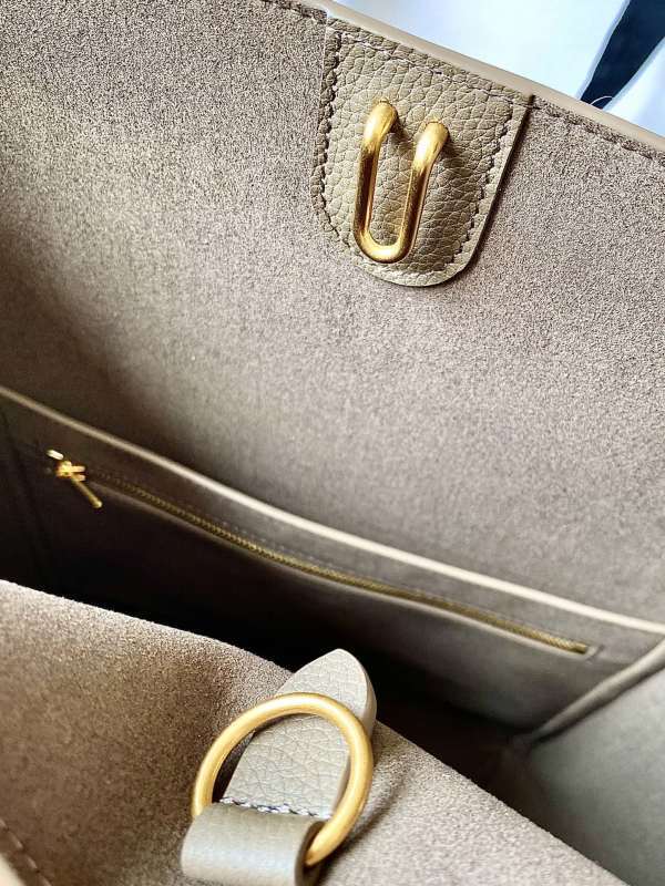 CELINE 0281