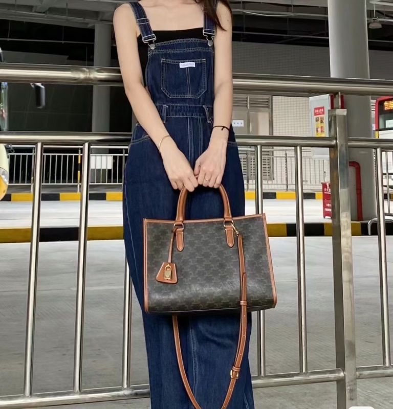 CELINE 0124
