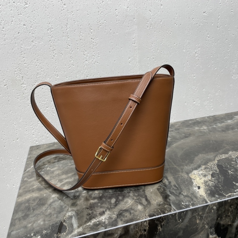 CELINE0779