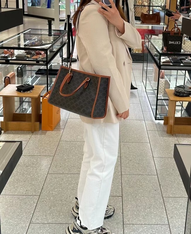 CELINE 0124