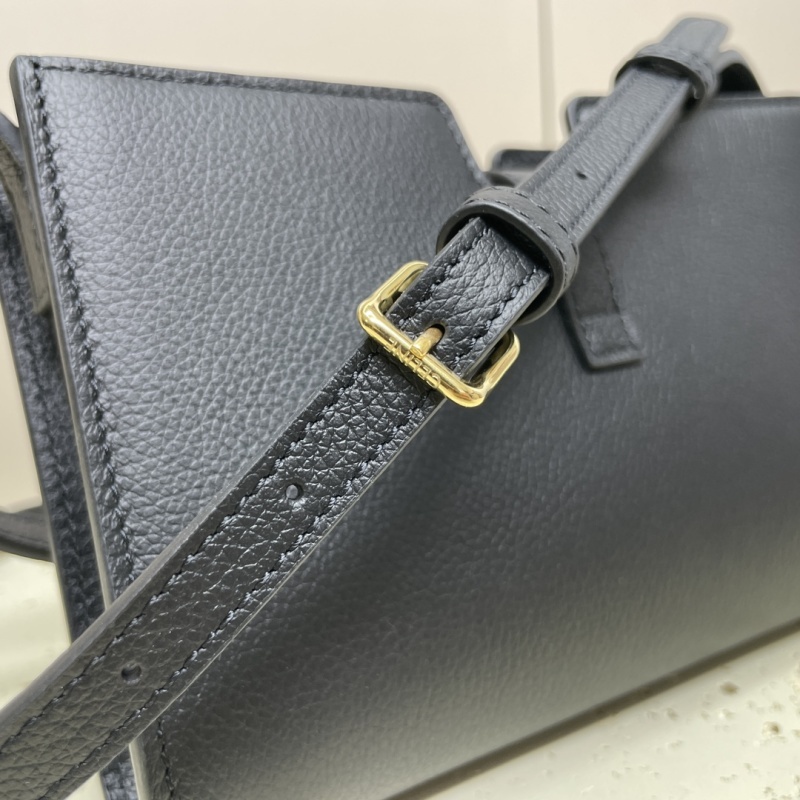CELINE0385
