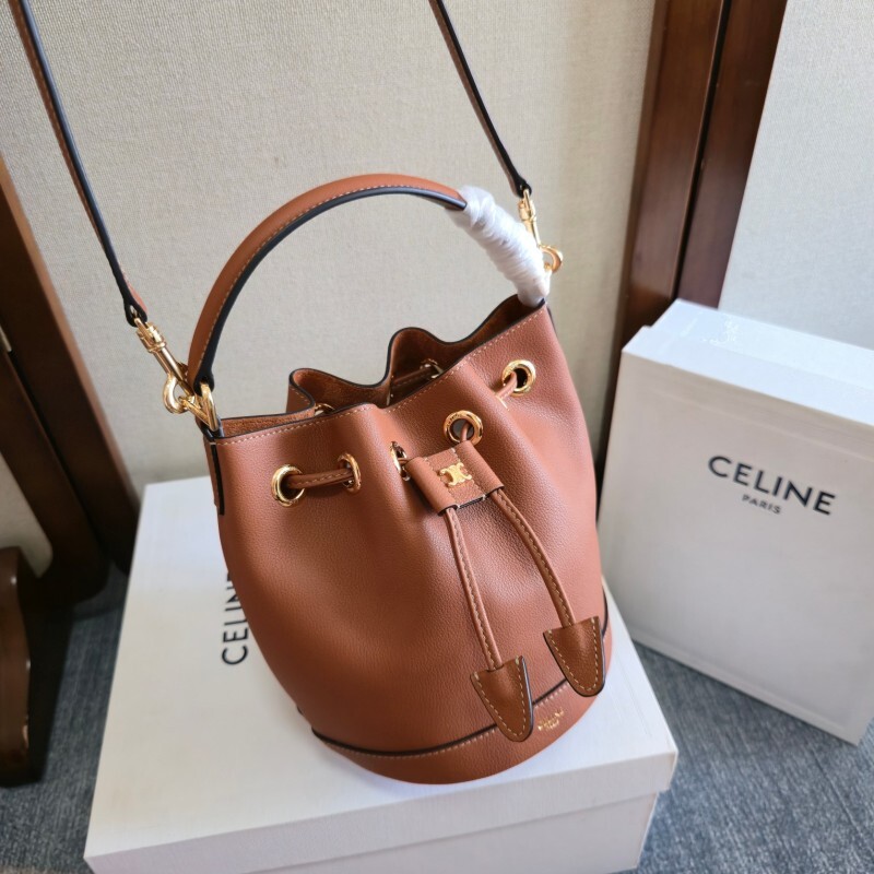 CELINE0255