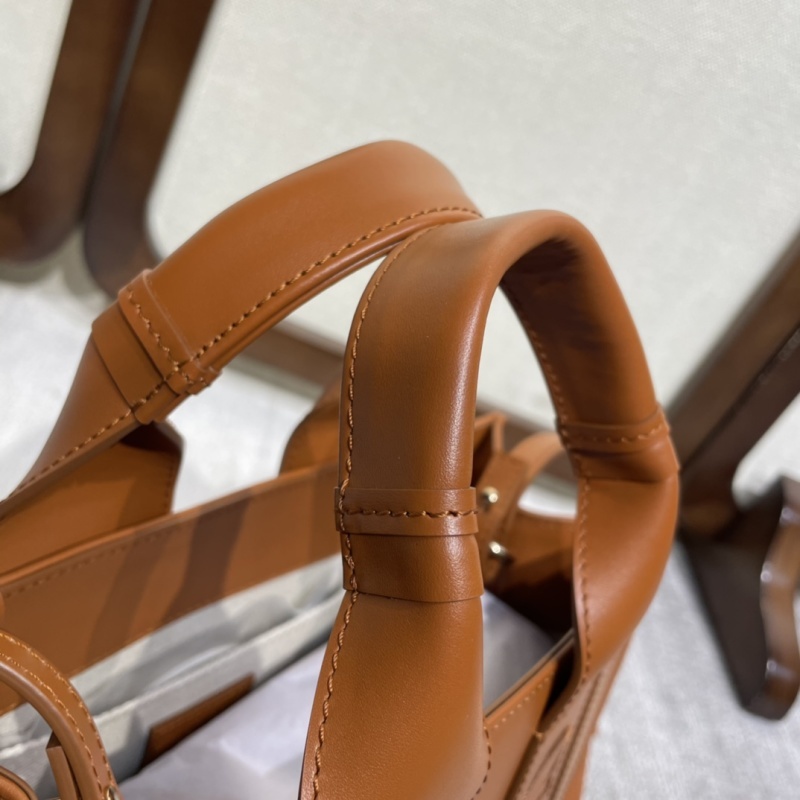 CELINE0443