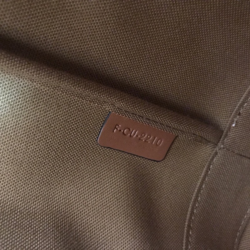 CELINE0496