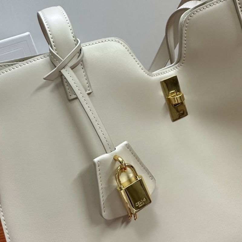 CELINE0834