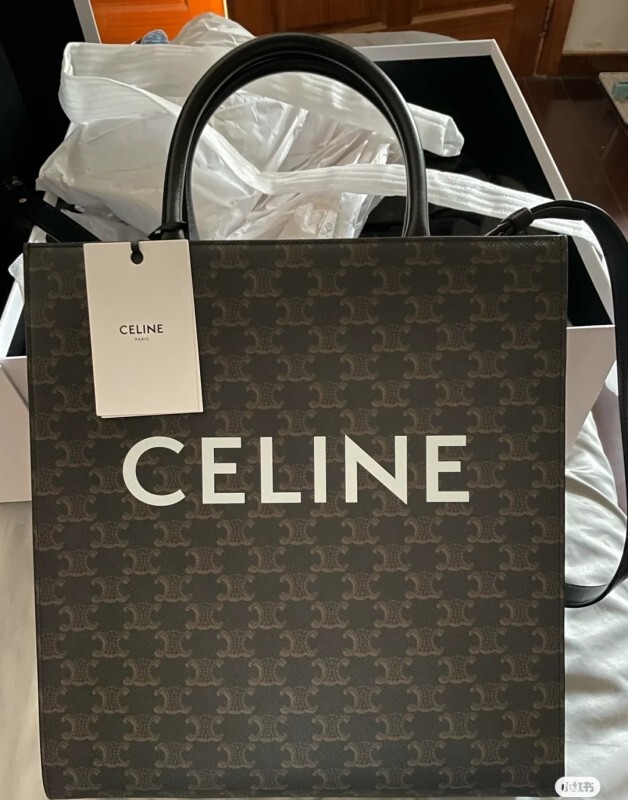 CELINE 0055