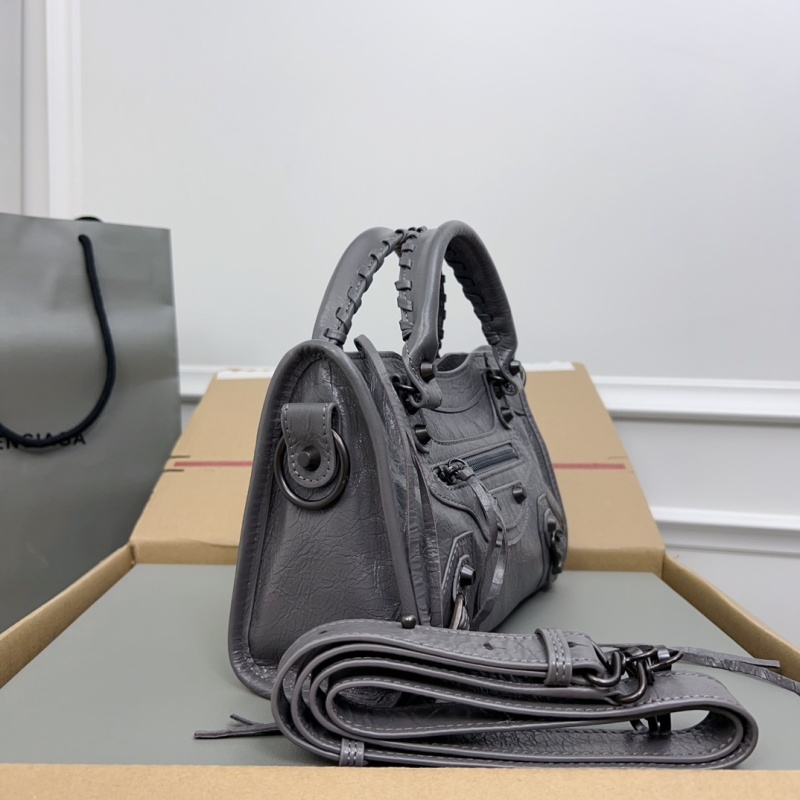 Balenciaga 0227