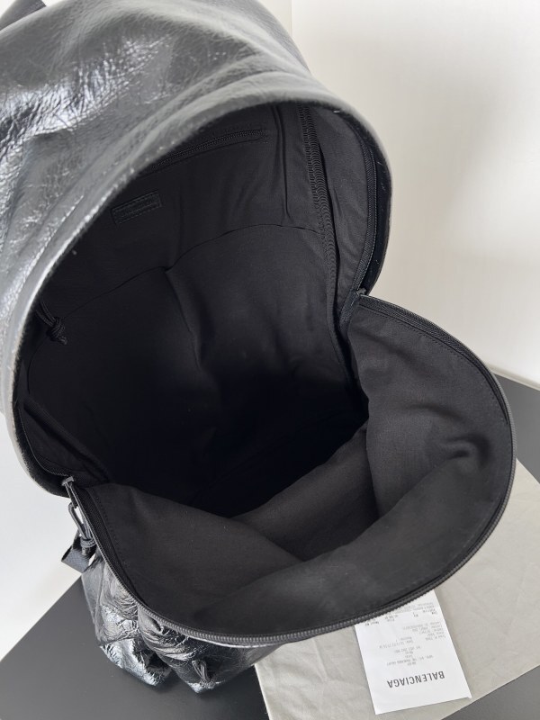 Balenciaga 0057
