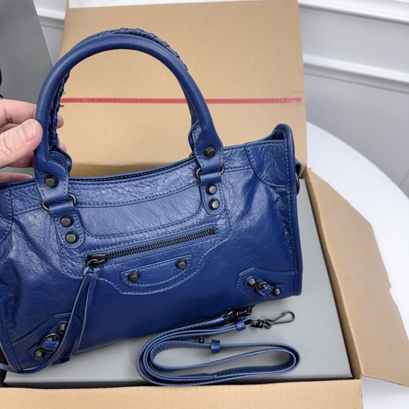 Balenciaga 0236