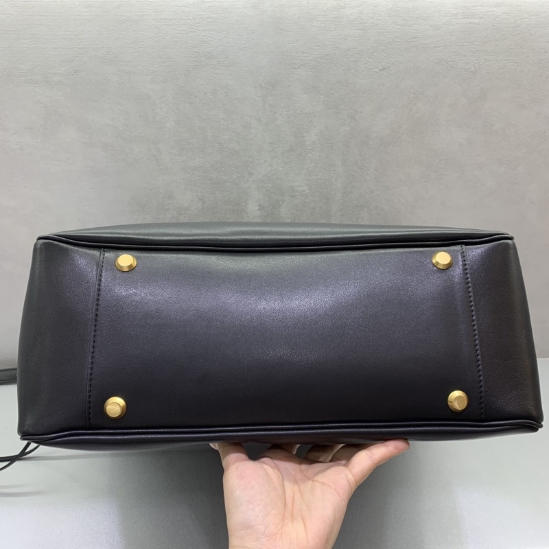 Balenciaga 0010