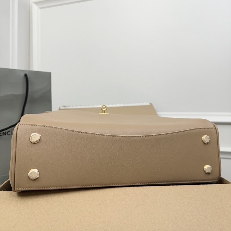 Balenciaga 0102