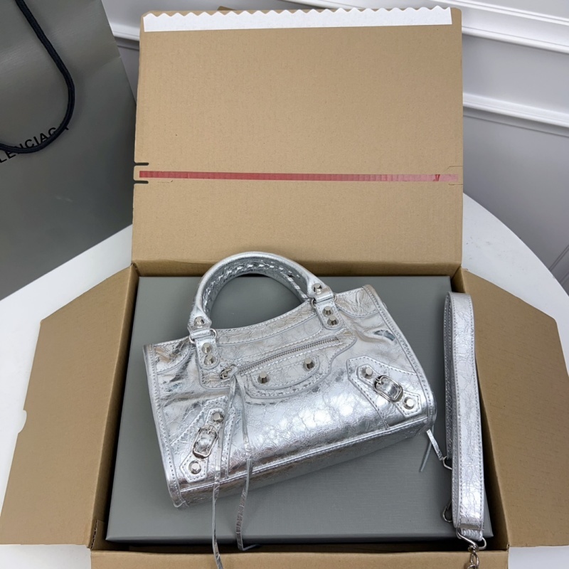 Balenciaga 0228