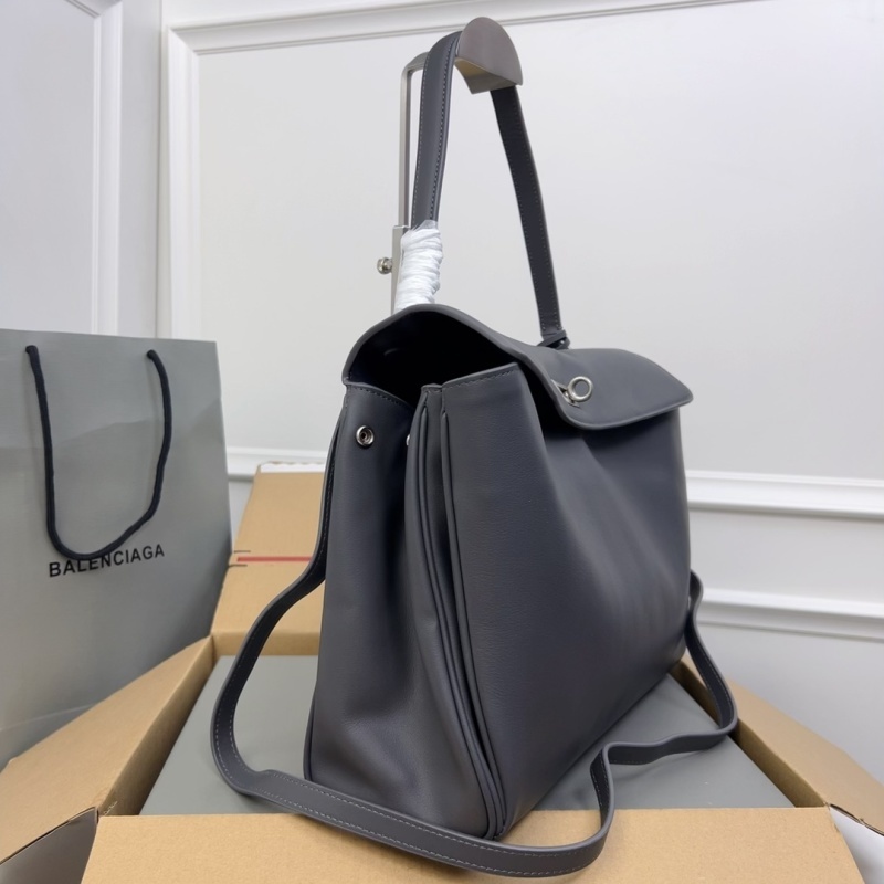 Balenciaga 0106
