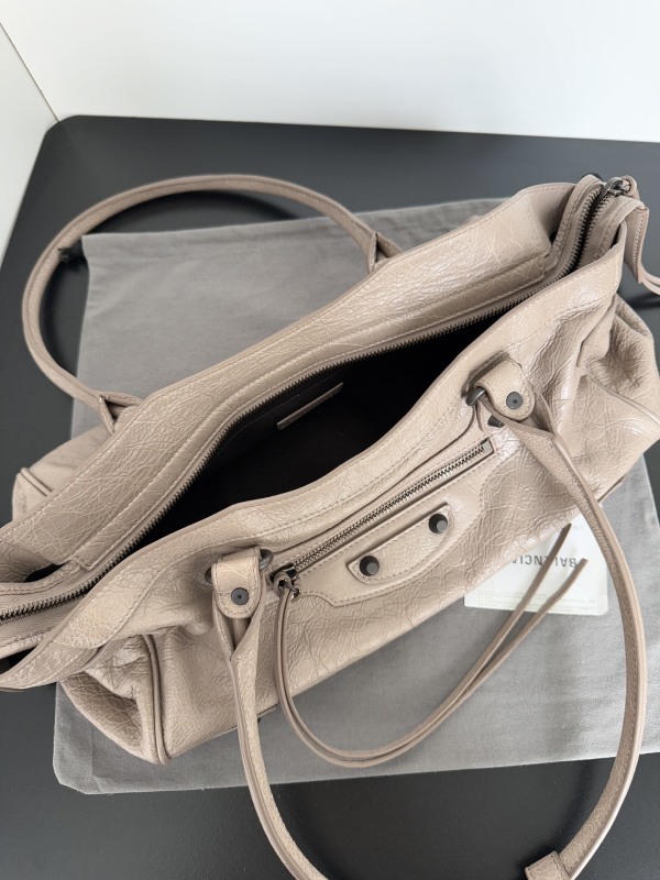 Balenciaga 0055