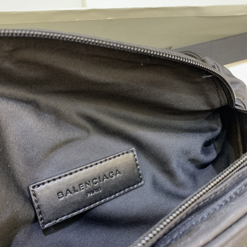 Balenciaga 0025