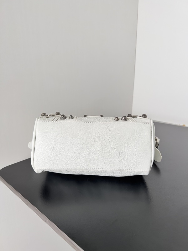Balenciaga 0136