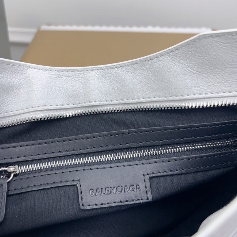 Balenciaga 0225