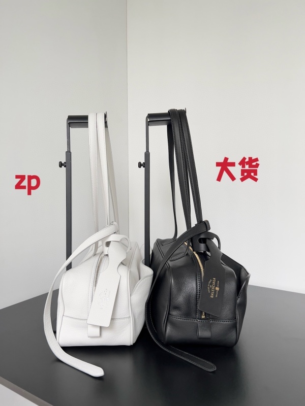 Balenciaga 0029