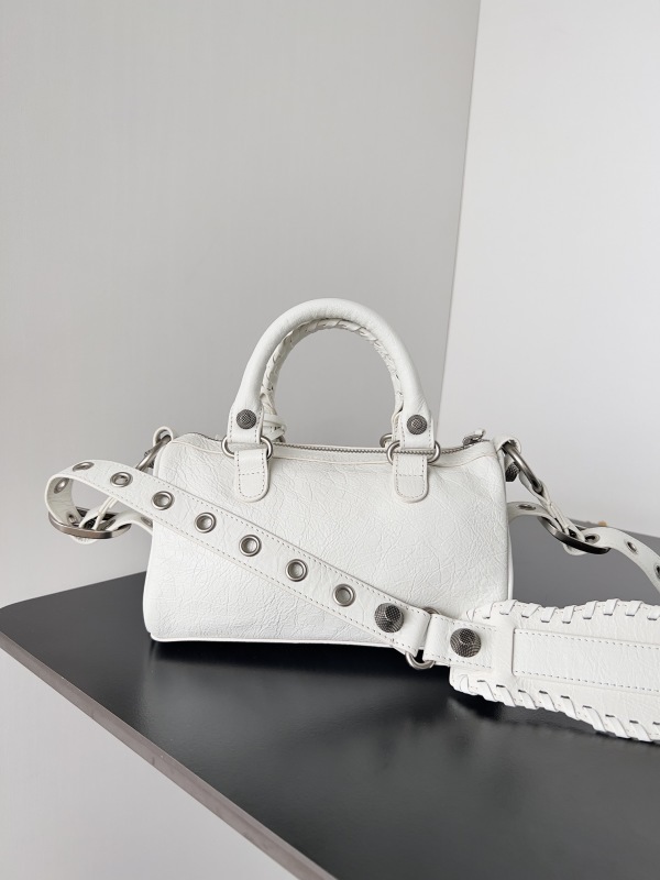 Balenciaga 0136