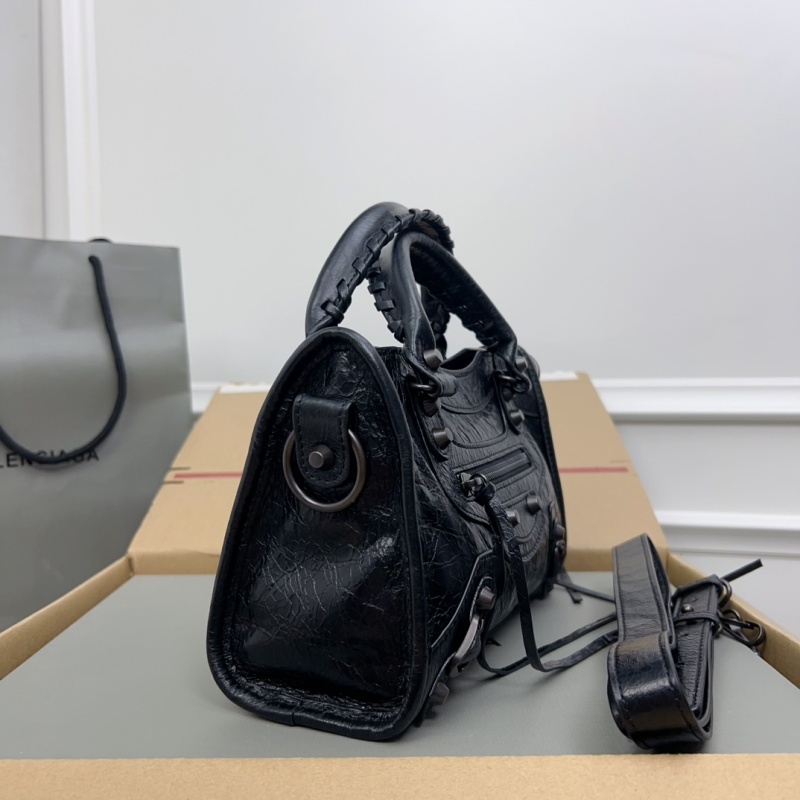 Balenciaga 0224