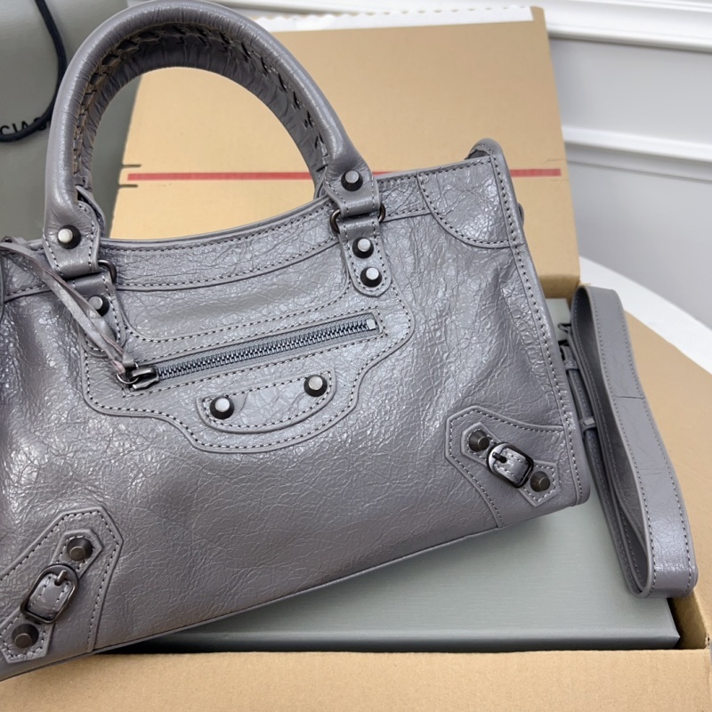 Balenciaga 0245