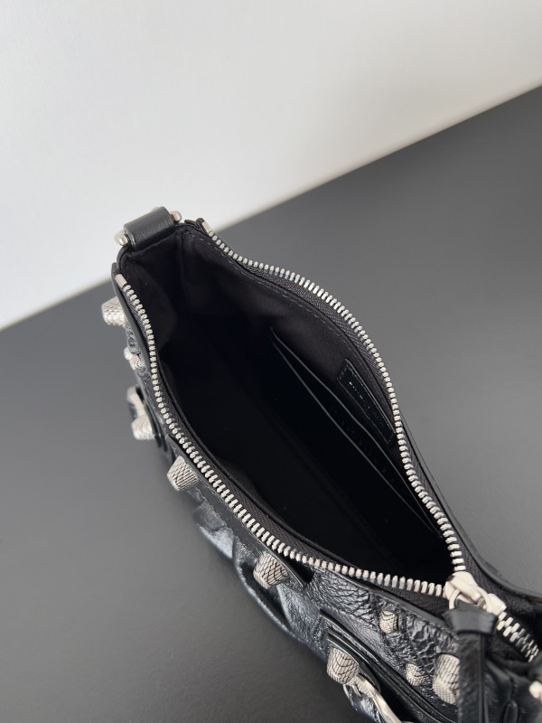 Balenciaga 0070