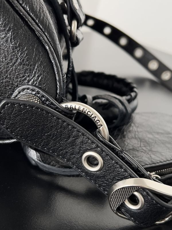 Balenciaga 0140