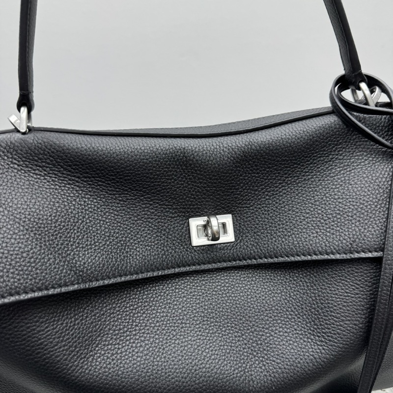 Balenciaga 0063