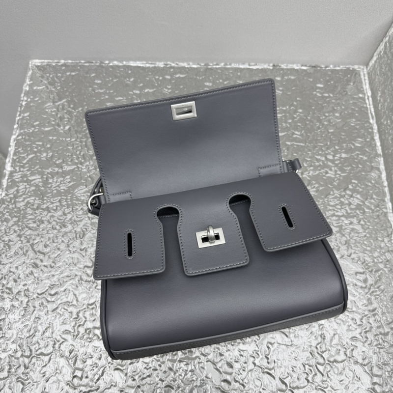 Balenciaga 0082