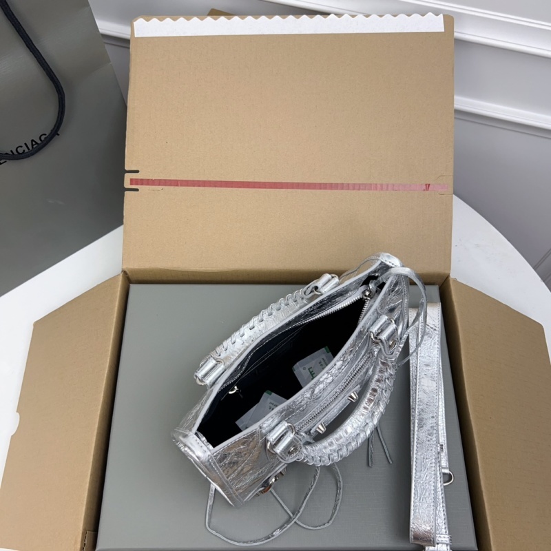 Balenciaga 0228