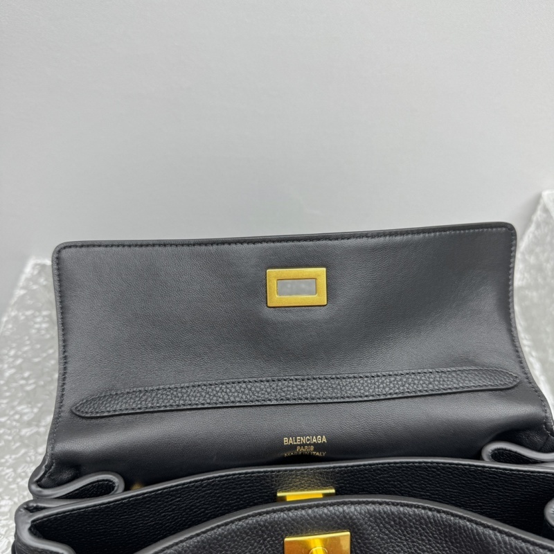 Balenciaga 0000