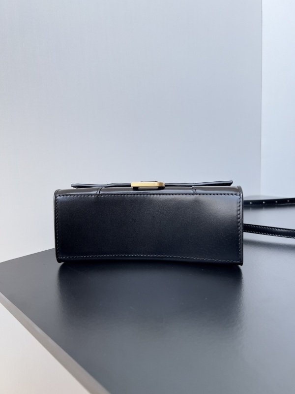 Balenciaga 0076