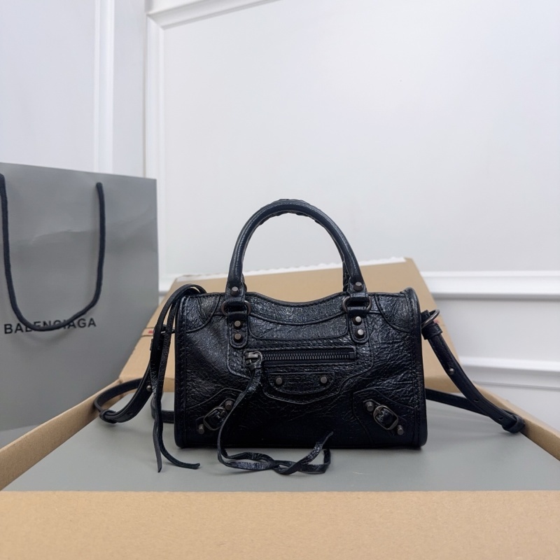 Balenciaga 0202